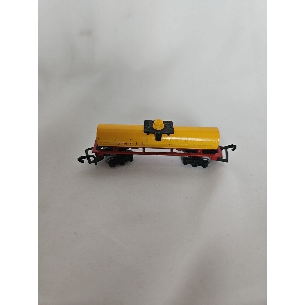 N Scale Lone Star Shell‎ Single Dome Tank Car Made in England